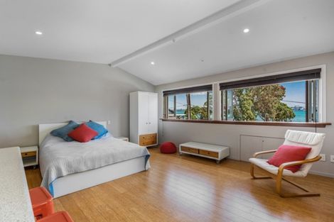 Photo of property in 62 King Edward Parade, Devonport, Auckland, 0624