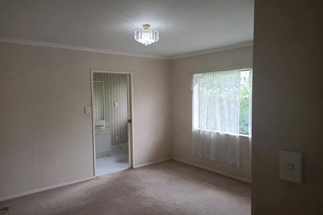 Photo of property in 10 Matilda Place, Weymouth, Auckland, 2103