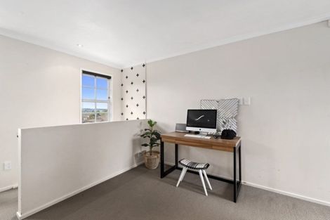 Photo of property in 16 Kintara Drive, Massey, Auckland, 0614
