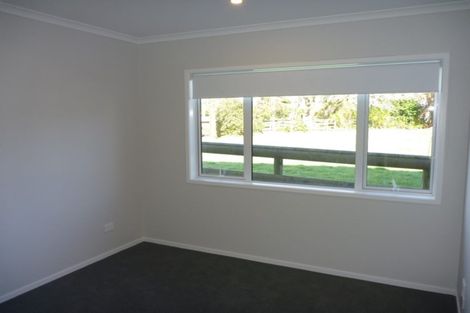 Photo of property in 120 Matua Road, Huapai, Kumeu, 0810