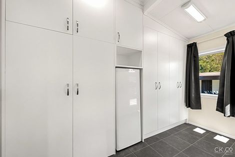 Photo of property in 71 Holdsworth Avenue, Trentham, Upper Hutt, 5018