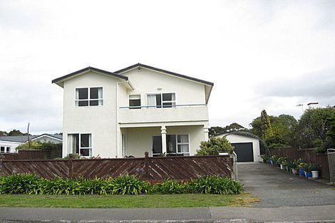 Photo of property in 92 Beach Road, Haumoana, 4102