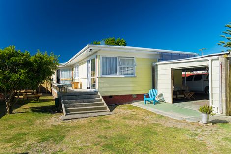 Photo of property in 103 Huxley Road, Outer Kaiti, Gisborne, 4010