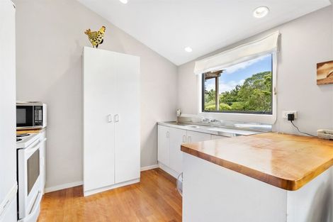 Photo of property in 315 Muriwai Road, Waimauku, 0881