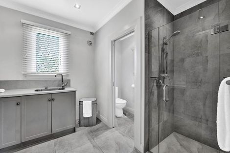 Photo of property in 168 Brooklands Road, Vogeltown, New Plymouth, 4310