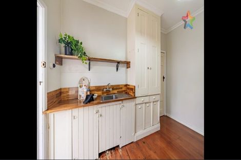 Photo of property in 20 Ludlam Crescent, Woburn, Lower Hutt, 5010