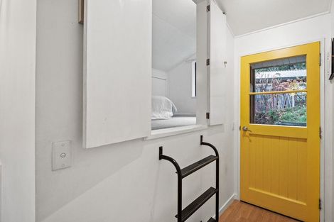 Photo of property in 5b Wye Place, Fernhill, Queenstown, 9300