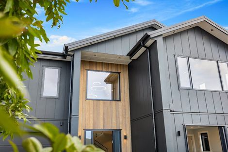 Photo of property in 7 Halcyon Bay Lane, Wainui, 0992