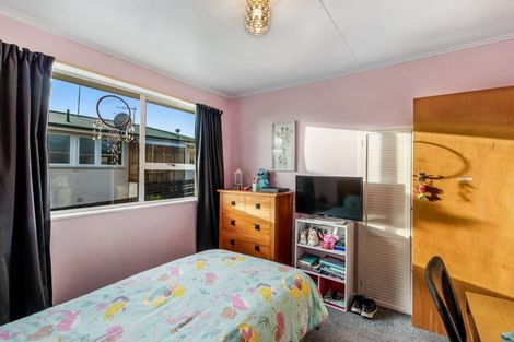 Photo of property in 2 Dale Crescent, East Gore, Gore, 9710