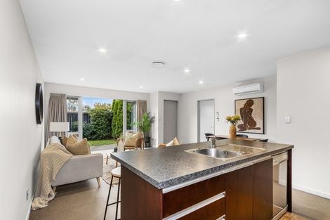 Photo of property in 6 Gresford Street, Edgeware, Christchurch, 8013