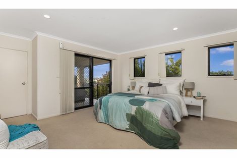 Photo of property in 2 Quarter Deck Lane, Gulf Harbour, Whangaparaoa, 0930