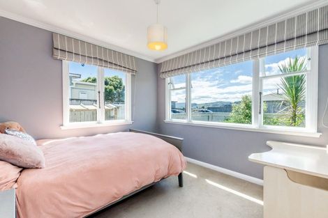 Photo of property in 131 Renown Road, Raumati South, Paraparaumu, 5032