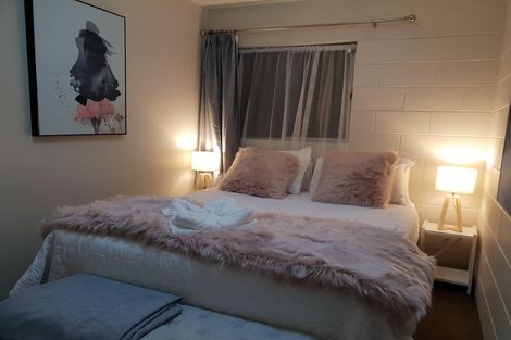 Photo of property in 33 Seddon Road, Frankton, Hamilton, 3204