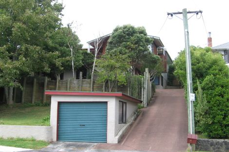 Photo of property in 8 Webb Place, Forrest Hill, Auckland, 0620