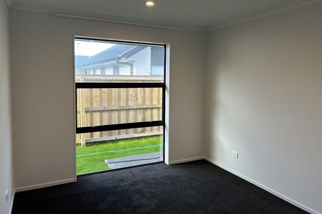 Photo of property in 4 Crosado Place, Rolleston, 7614