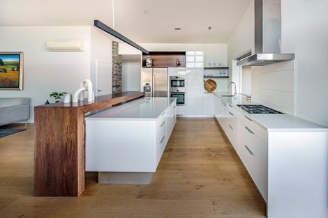 Photo of property in 19a Sunrise Bay Drive, Wanaka, 9305