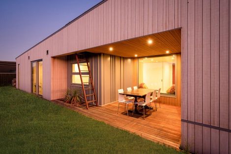 Photo of property in 6 Pounamu Avenue, Albert Town, Wanaka, 9305