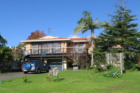 Photo of property in 13 Rochas Place, Clover Park, Auckland, 2019