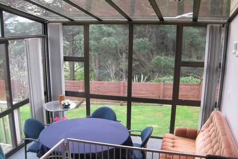 Photo of property in 41 Colchester Crescent, Newlands, Wellington, 6037