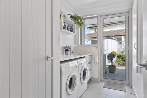 Photo of property in 1 Sherborne Close, Bethlehem, Tauranga, 3110