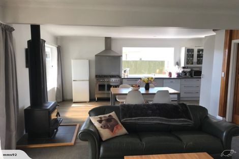 Photo of property in 32 Brandon Street, Alexandra, 9320