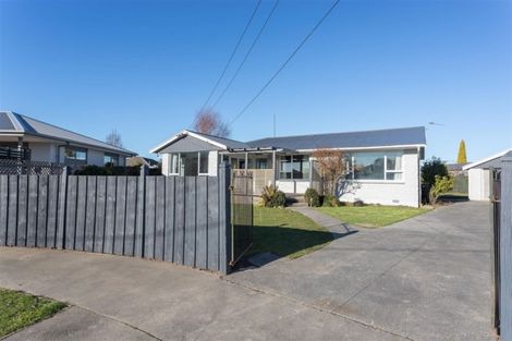 Photo of property in 25 Horton Place, Avondale, Christchurch, 8061