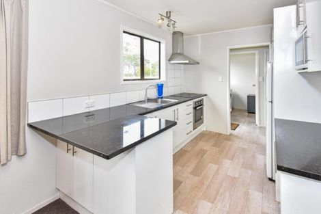 Photo of property in 17 Rangataua Place, Manurewa, Auckland, 2102