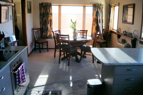 Photo of property in 21 Harris Street, Waimate, 7924