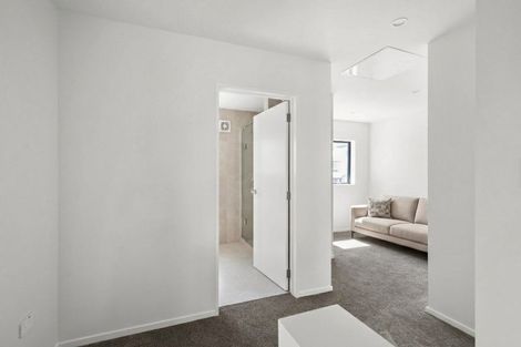 Photo of property in 19 Earlsworth Road, Mangere East, Auckland, 2024