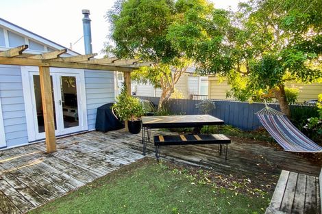Photo of property in 37 Tarikaka Street, Ngaio, Wellington, 6035