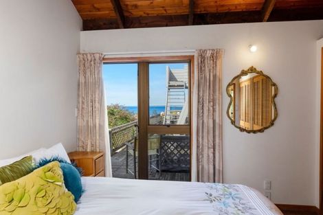 Photo of property in 83 Deep Creek Road, Waiake, Auckland, 0630