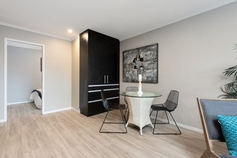 Photo of property in 2/19 Victoria Road, Mount Maunganui, 3116