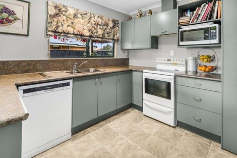 Photo of property in 7 Belgrove Drive, Waipukurau, 4200