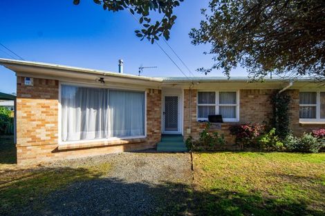 Photo of property in 72 Mount View Road, Melville, Hamilton, 3206