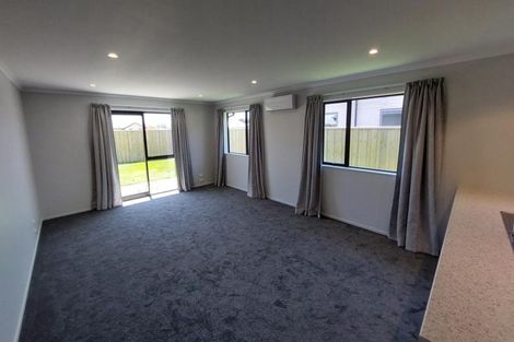 Photo of property in 43 Crossley Avenue, Woodend, 7610