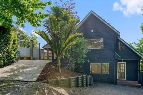 Photo of property in 2/54 Mcdowell Crescent, Hillcrest, Auckland, 0627
