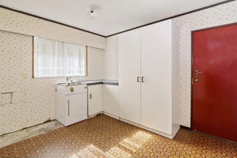 Photo of property in 49 Neri Crescent, Pomare, Rotorua, 3015