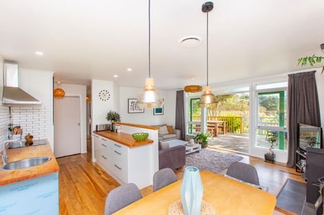 Photo of property in 13 Cross Street, Raglan, 3225