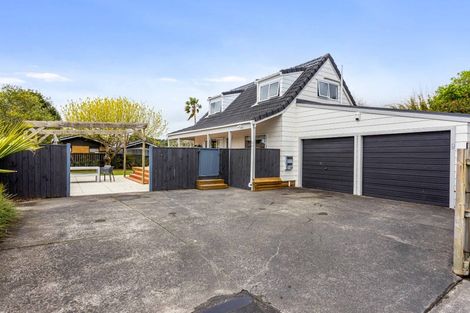 Photo of property in 9 Rheingold Place, Huapai, Kumeu, 0810