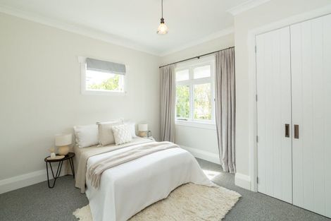 Photo of property in 35 Cambridge Terrace, Masterton, 5810