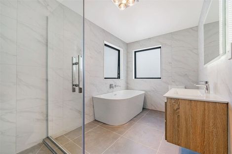 Photo of property in 5 Clara Road, Silverdale, 0932