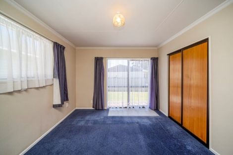 Photo of property in 19 Karamu Street, Strandon, New Plymouth, 4312