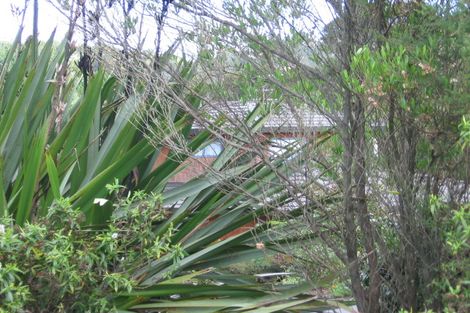 Photo of property in 35 Chamari Close, Titirangi, Auckland, 0604