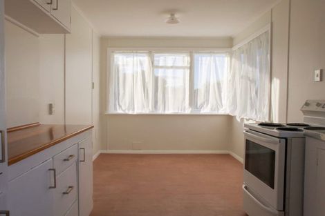 Photo of property in 11 Lister Crescent, Maraenui, Napier, 4110