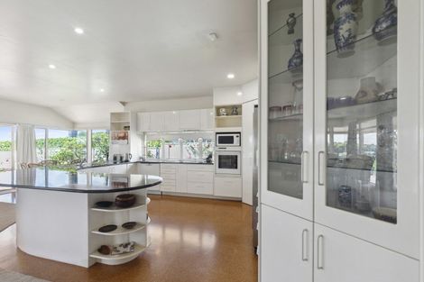 Photo of property in 84 Rushgreen Avenue, Pahurehure, Papakura, 2113