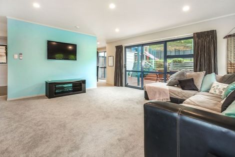 Photo of property in 4 Bowline Place, Whitby, Porirua, 5024