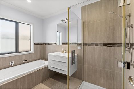 Photo of property in 37 Kapiti Drive, Poraiti, Napier, 4112