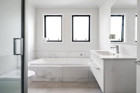 Photo of property in 17 Holmes Hanover Lane, Halswell, Christchurch, 8025