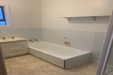 Photo of property in 14 Fraser Road, Papatoetoe, Auckland, 2025