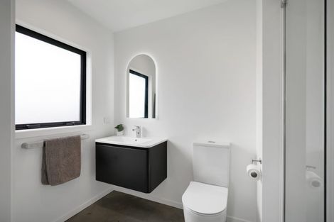 Photo of property in 65 Bayly Road, Blagdon, New Plymouth, 4310